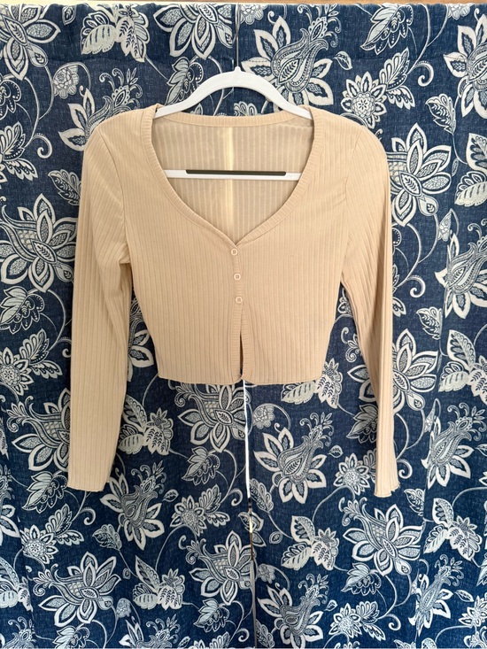 SHEIN Tops - SHEIN Beige Ribbed Long-Sleeve Button-Front Crop Top